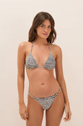 gid://shopify/Product/9592852480221