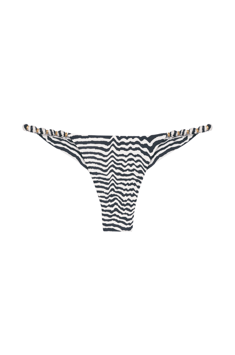 gid://shopify/Product/9592852480221