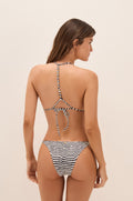 gid://shopify/Product/9592852480221