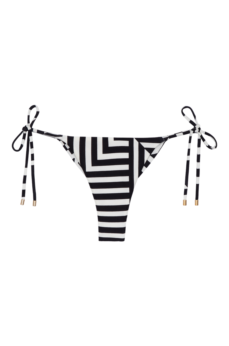 gid://shopify/Product/9616130441437