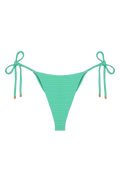gid://shopify/Product/9592855560413