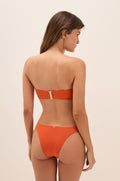 gid://shopify/Product/9592858149085