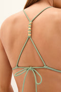 gid://shopify/Product/9592866767069