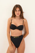 gid://shopify/Product/9592870928605