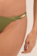 gid://shopify/Product/9592871190749