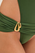 gid://shopify/Product/9592873517277