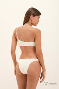 gid://shopify/Product/9592879218909
