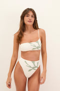 gid://shopify/Product/9592879251677