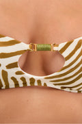 gid://shopify/Product/9592880234717