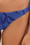 gid://shopify/Product/9592880562397