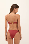 gid://shopify/Product/9592883216605