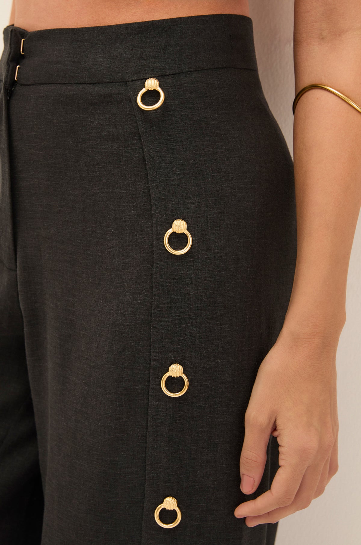 gid://shopify/Product/9592319705309