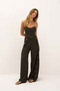 gid://shopify/Product/9617085104349