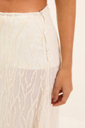gid://shopify/Product/9592886329565