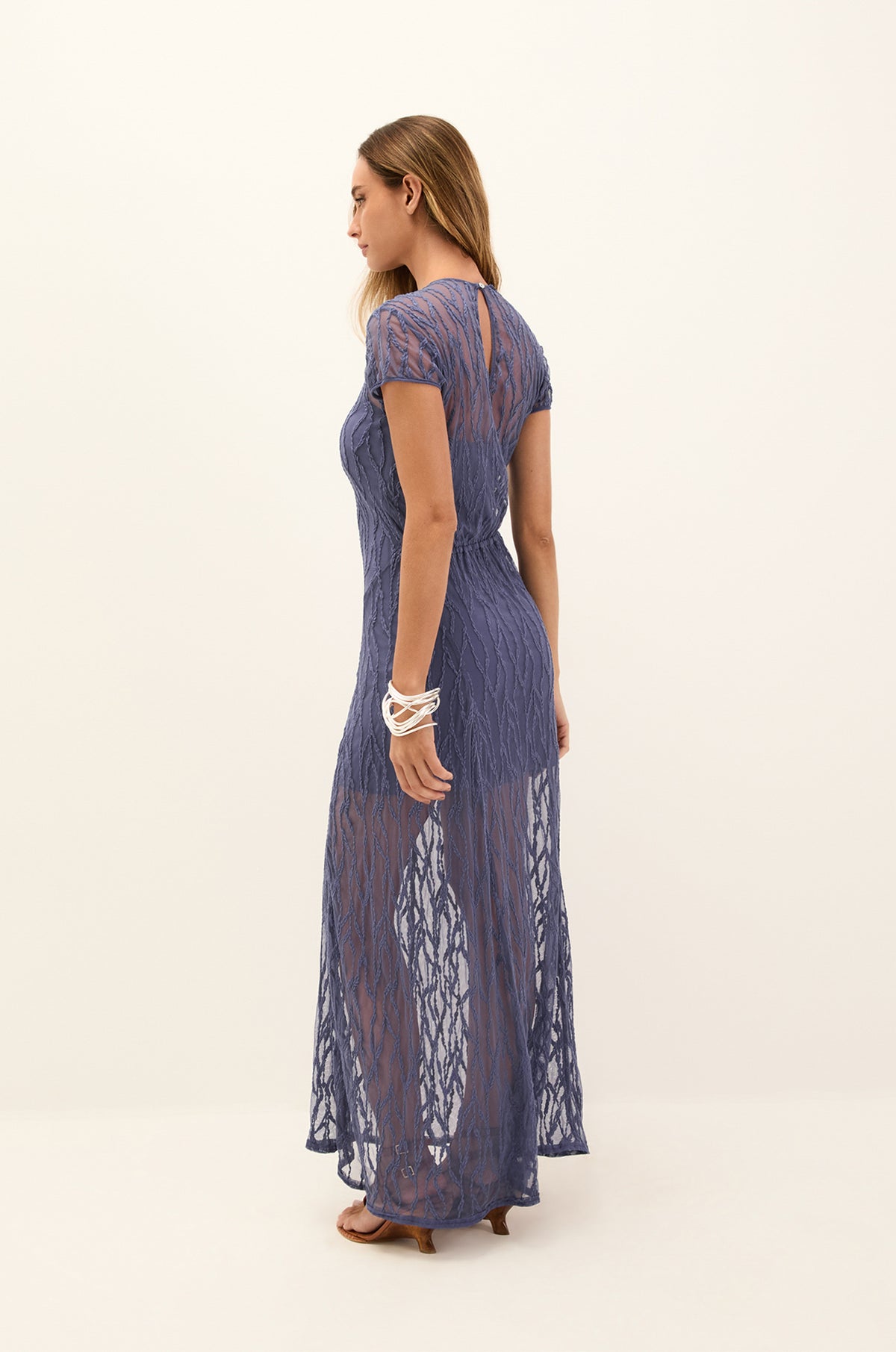 gid://shopify/Product/9592886591709