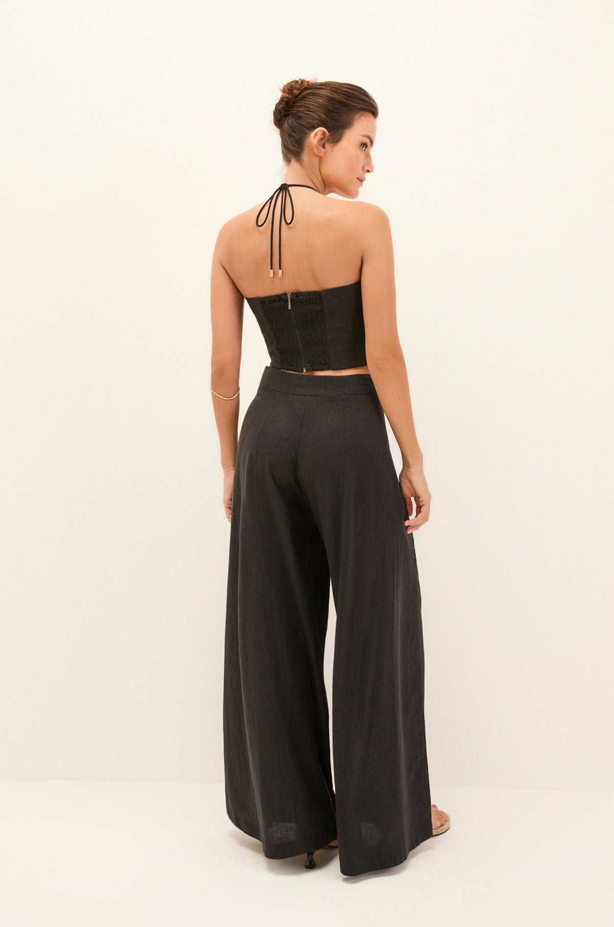 gid://shopify/Product/9592320622813