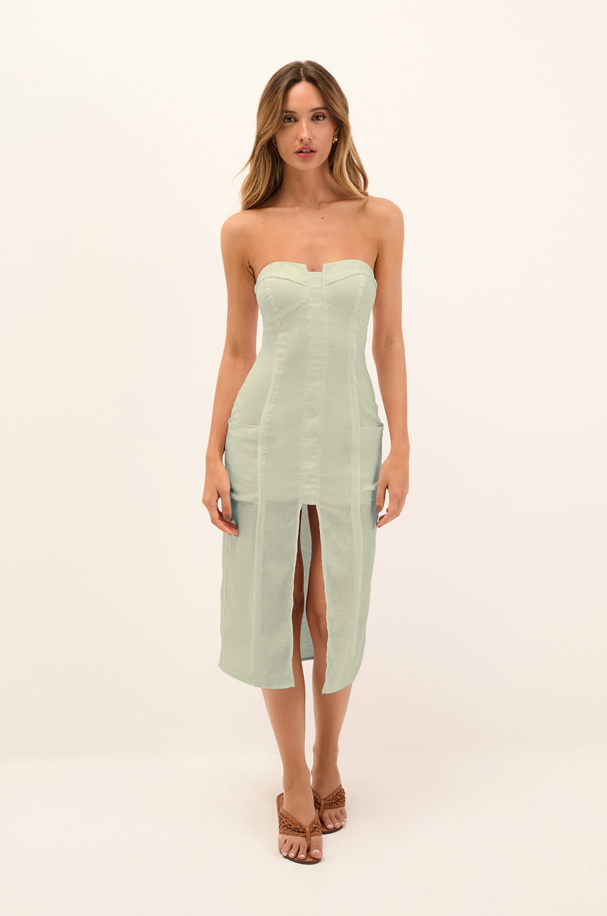 gid://shopify/Product/9592322195677