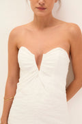 gid://shopify/Product/9592341037277