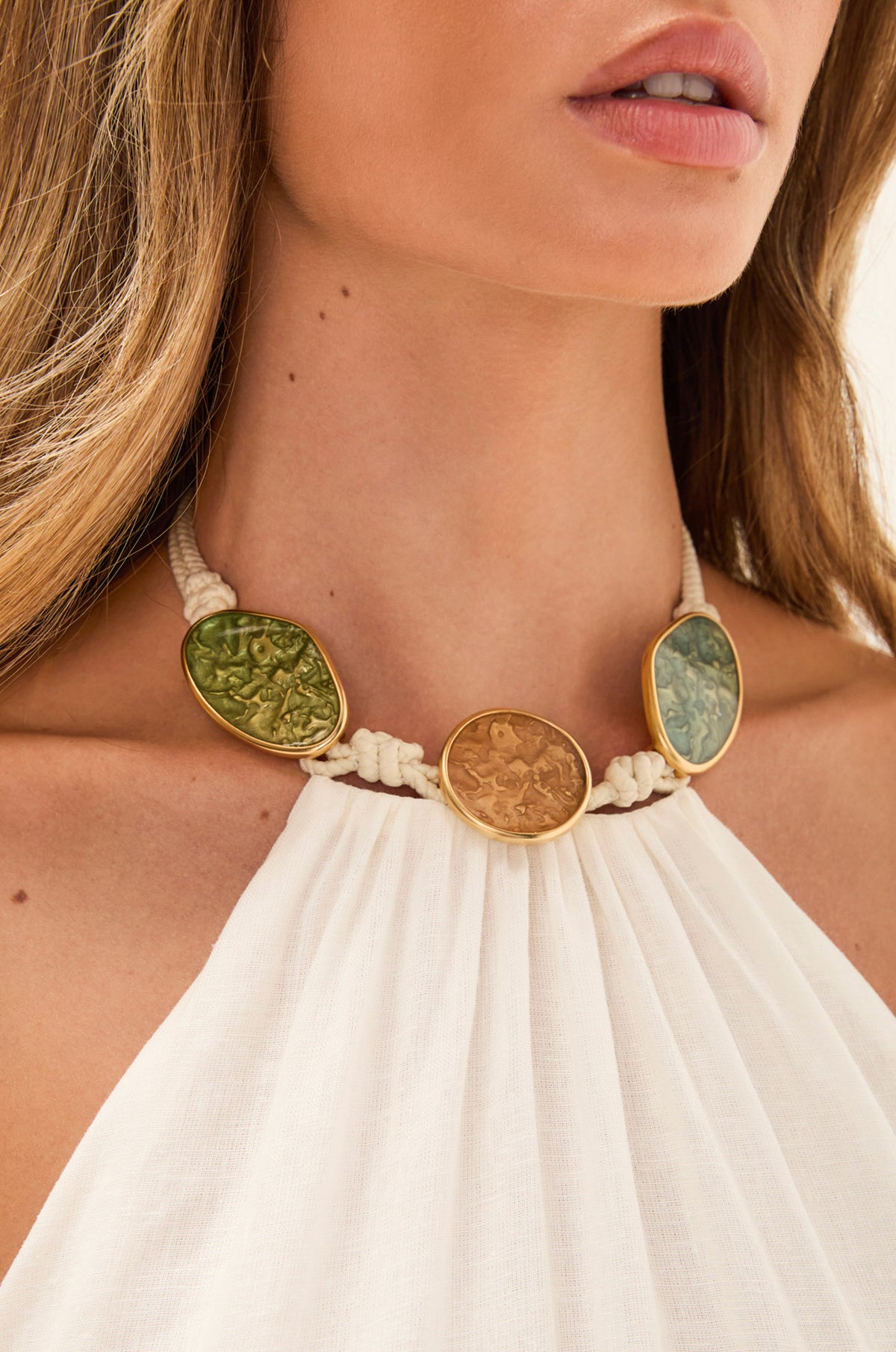 gid://shopify/Product/9592348737757