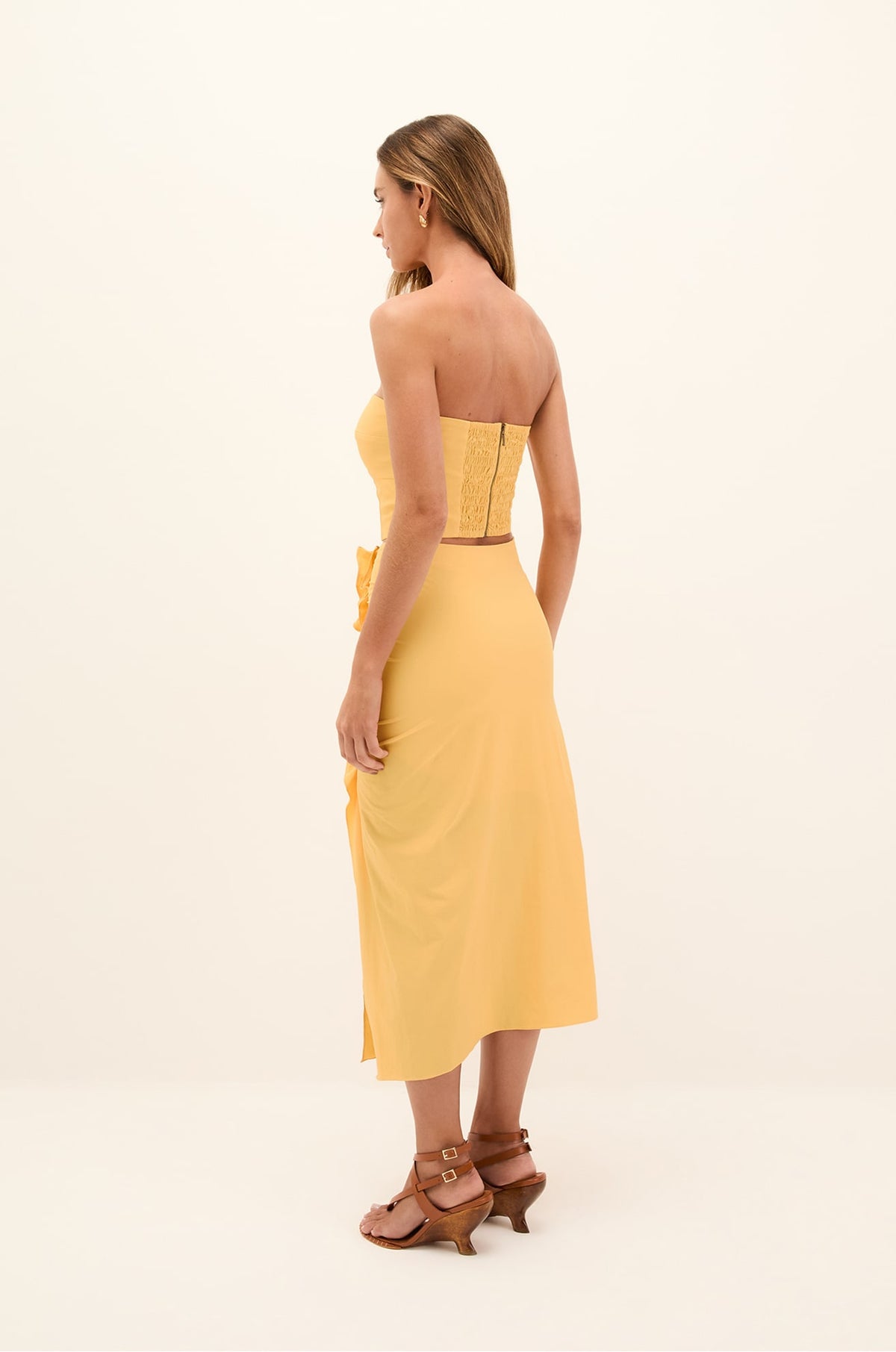 gid://shopify/Product/9592884855005
