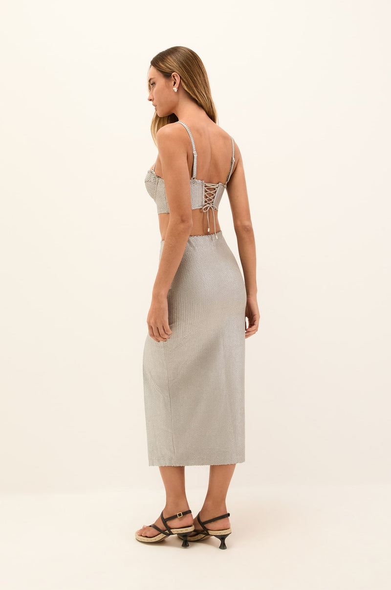gid://shopify/Product/9592883937501