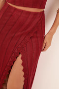 gid://shopify/Product/9592676745437