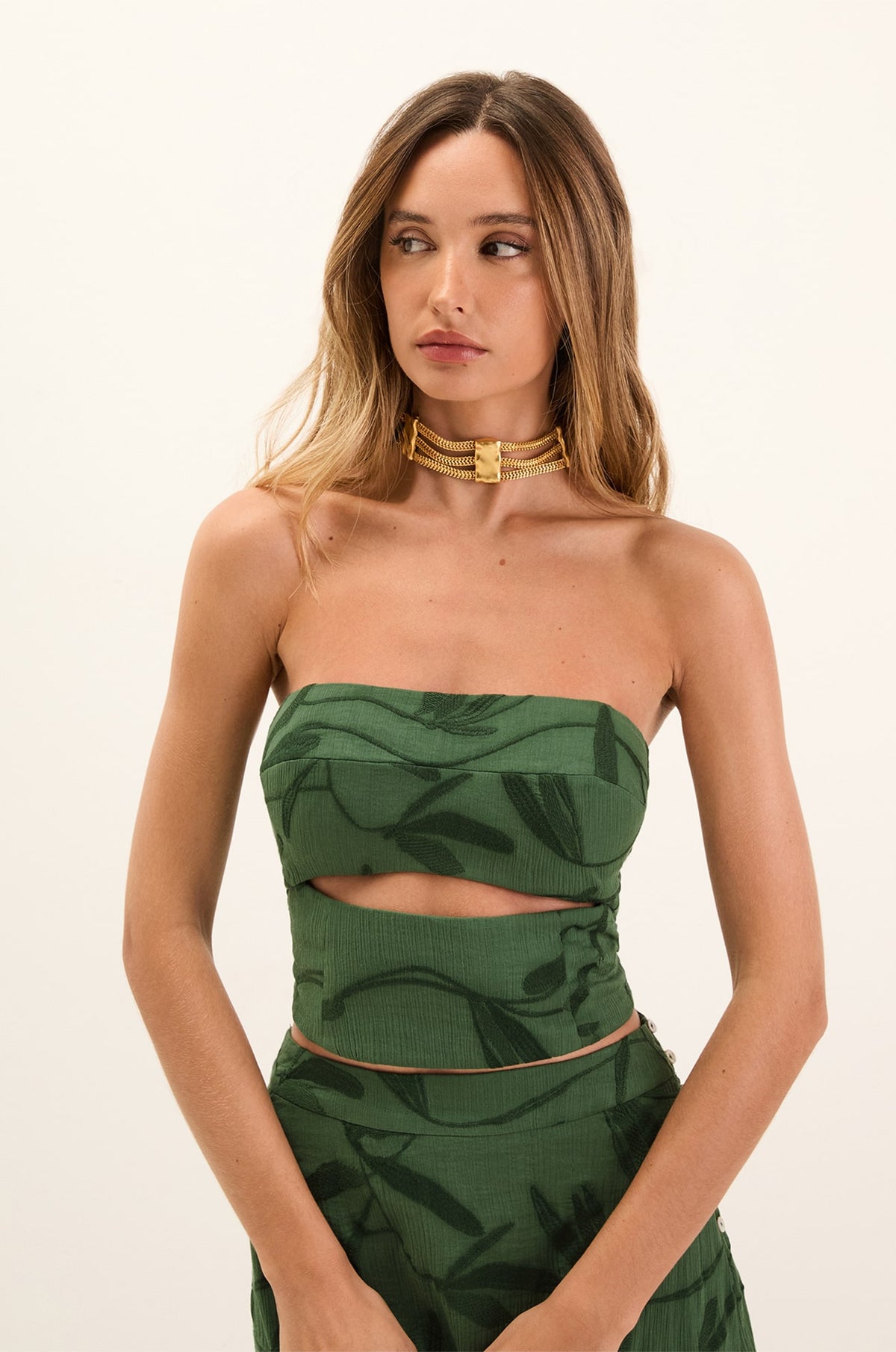 gid://shopify/Product/9592887410909