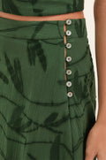 gid://shopify/Product/9592404836573