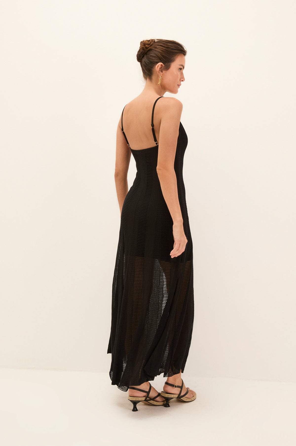 gid://shopify/Product/9592676024541