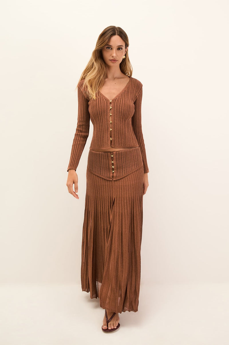 gid://shopify/Product/9592676352221