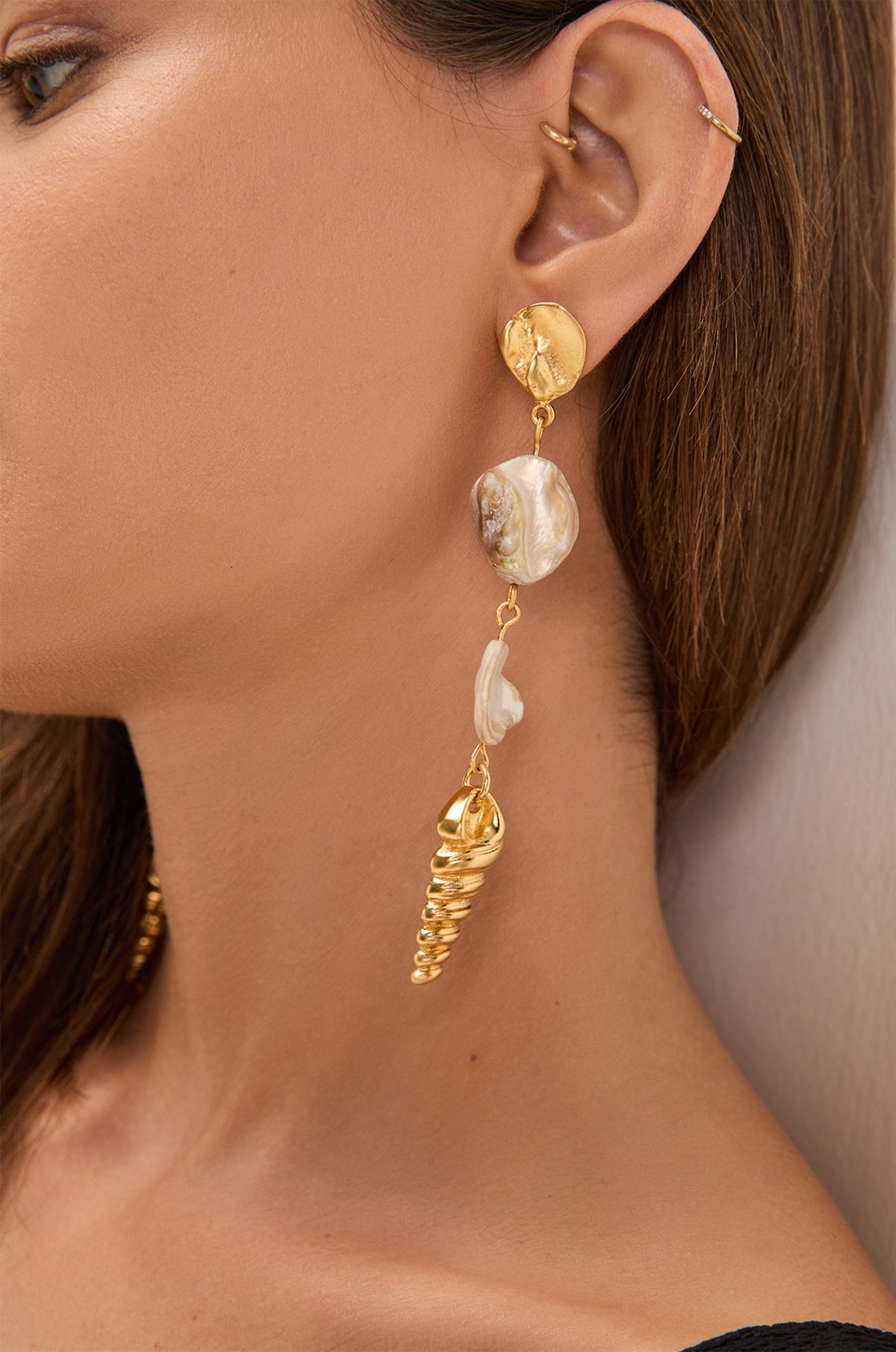 gid://shopify/Product/9592899633373
