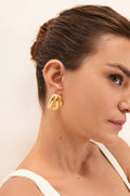 gid://shopify/Product/9592899797213