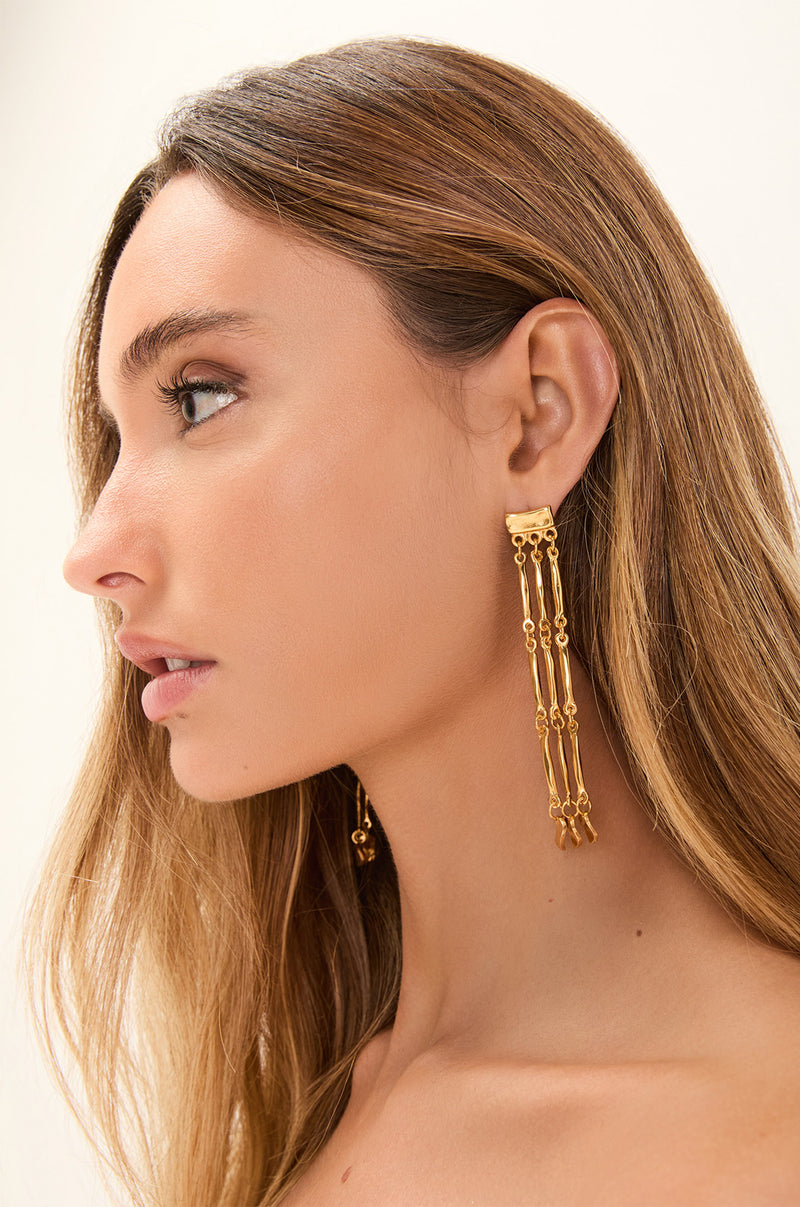 gid://shopify/Product/9592899993821