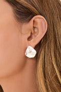gid://shopify/Product/9592898781405