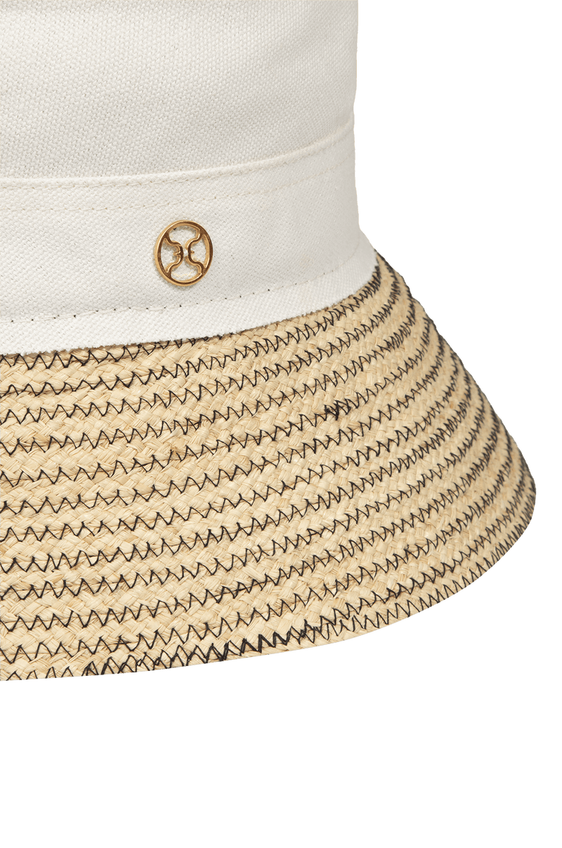 gid://shopify/Product/9592898912477