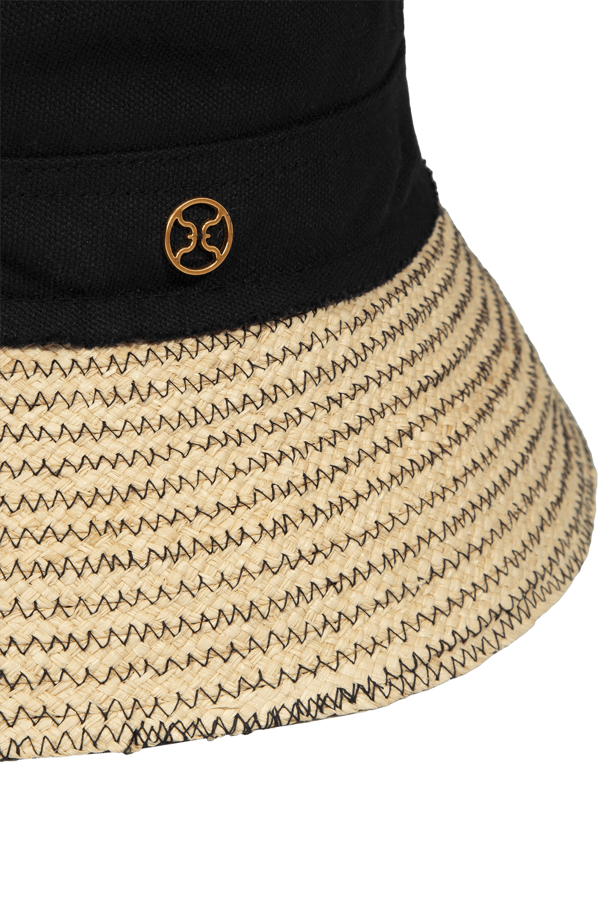 gid://shopify/Product/9592898945245