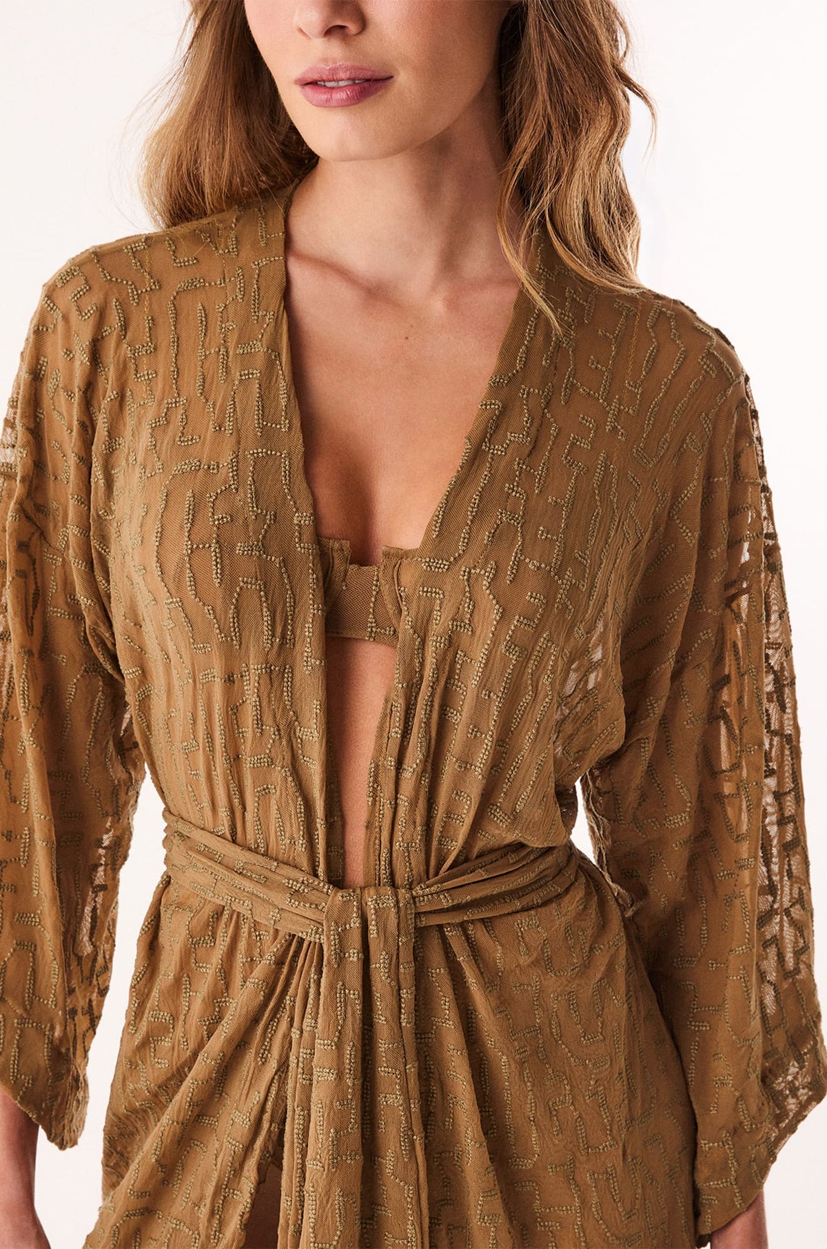 gid://shopify/Product/9592887836893