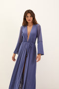 gid://shopify/Product/9592888328413