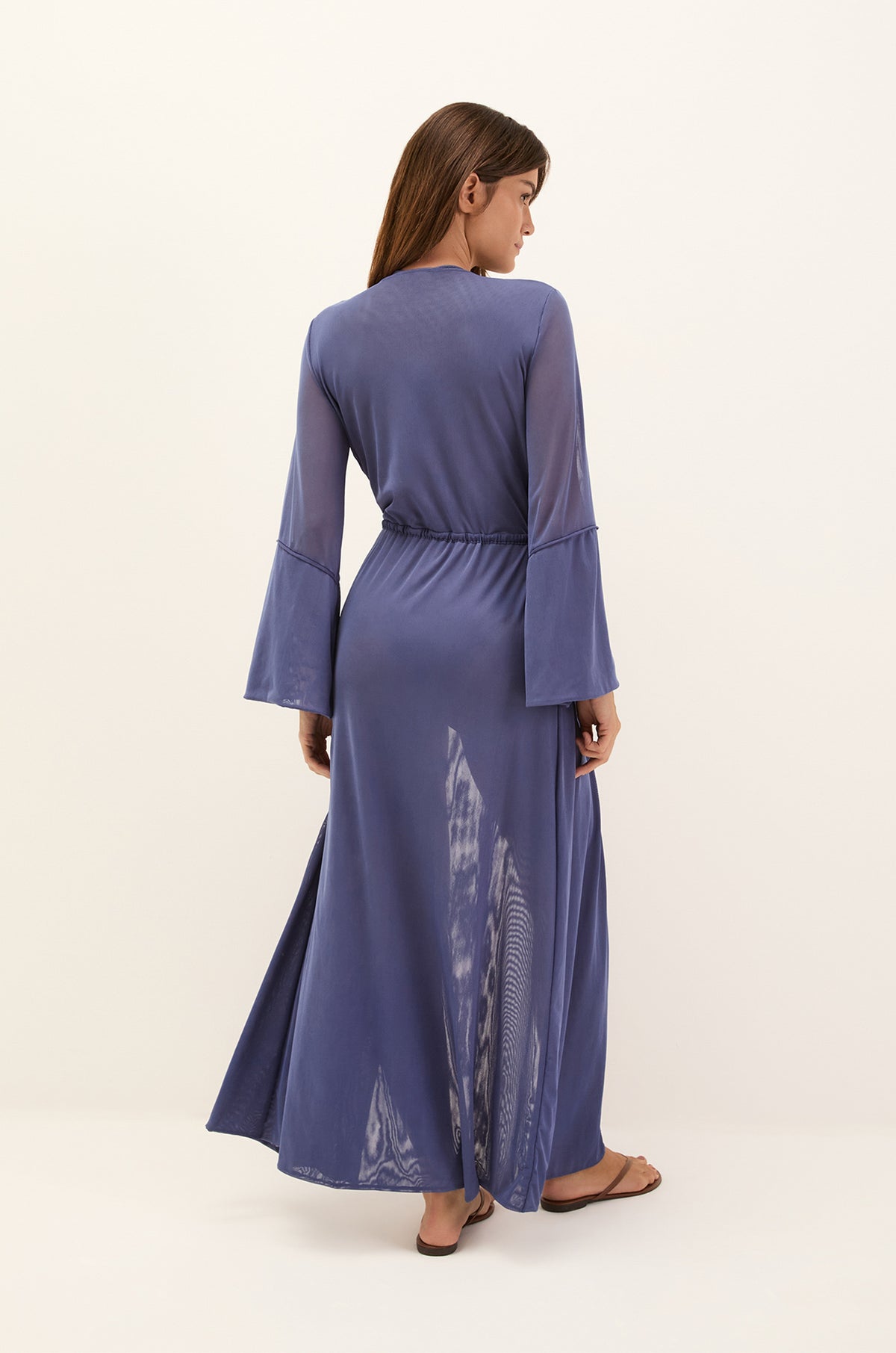 gid://shopify/Product/9592888328413