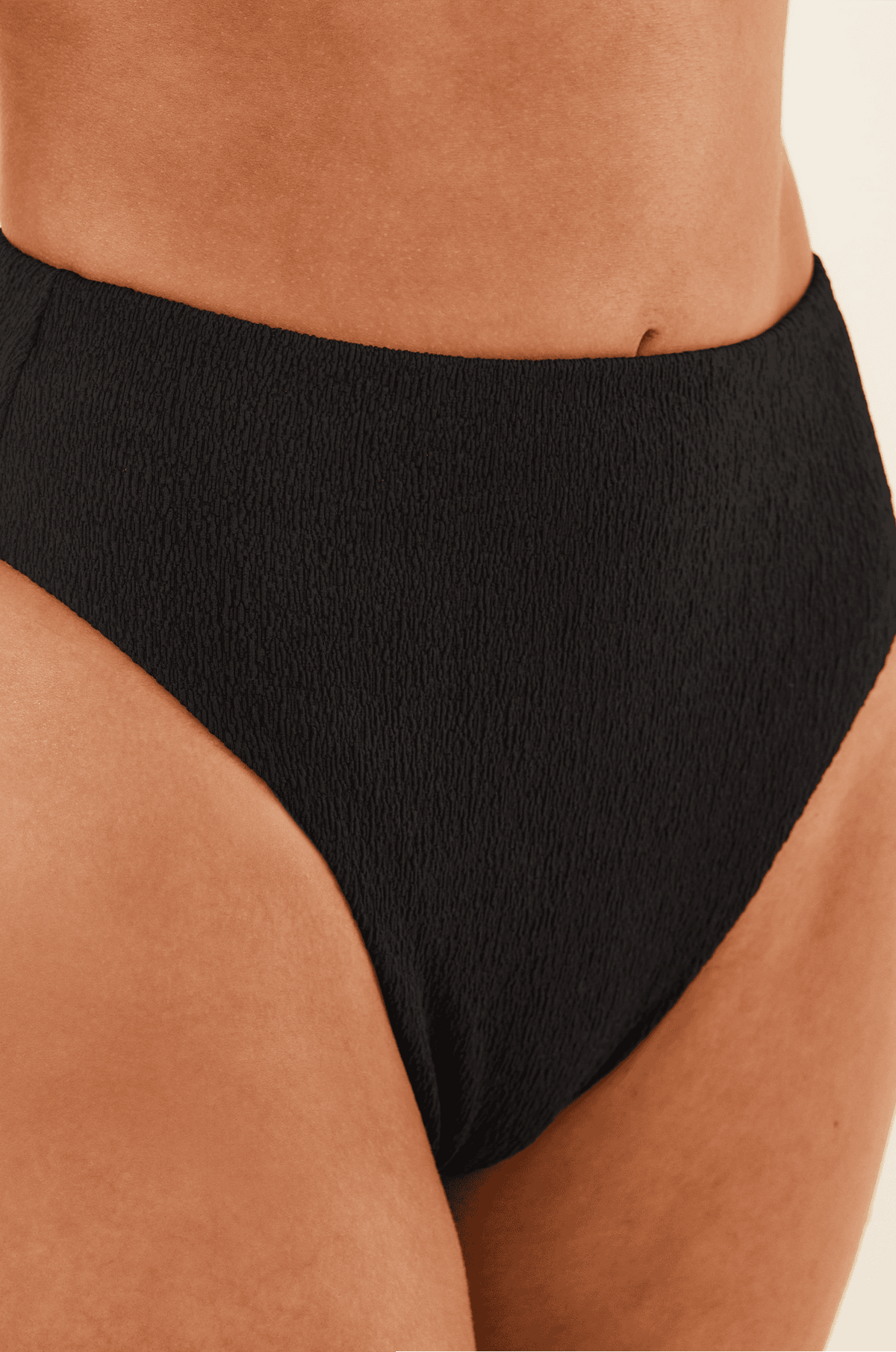 gid://shopify/Product/9596084617437