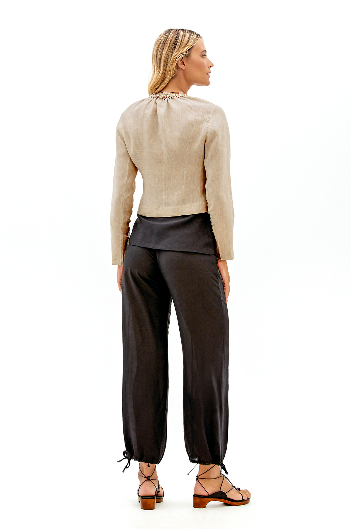 gid://shopify/Product/9592751194333
