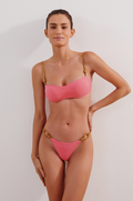 gid://shopify/Product/9595919565021