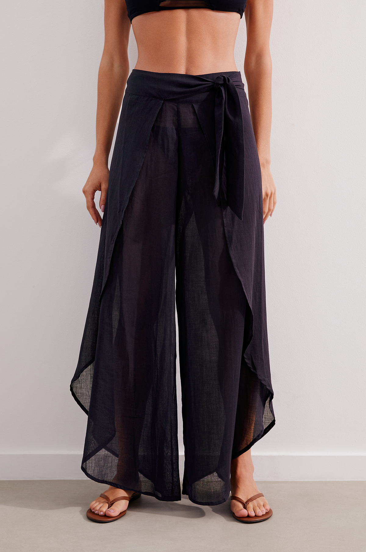 gid://shopify/Product/9595923955933
