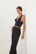 gid://shopify/Product/9596002140381