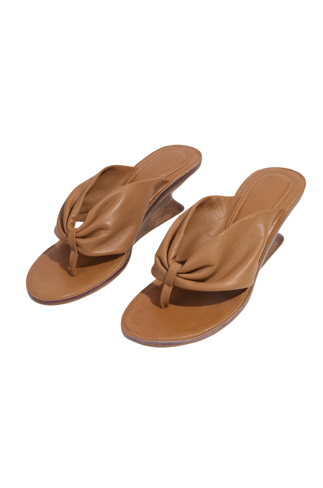 gid://shopify/Product/9596032352477
