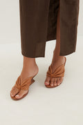 gid://shopify/Product/9596032352477