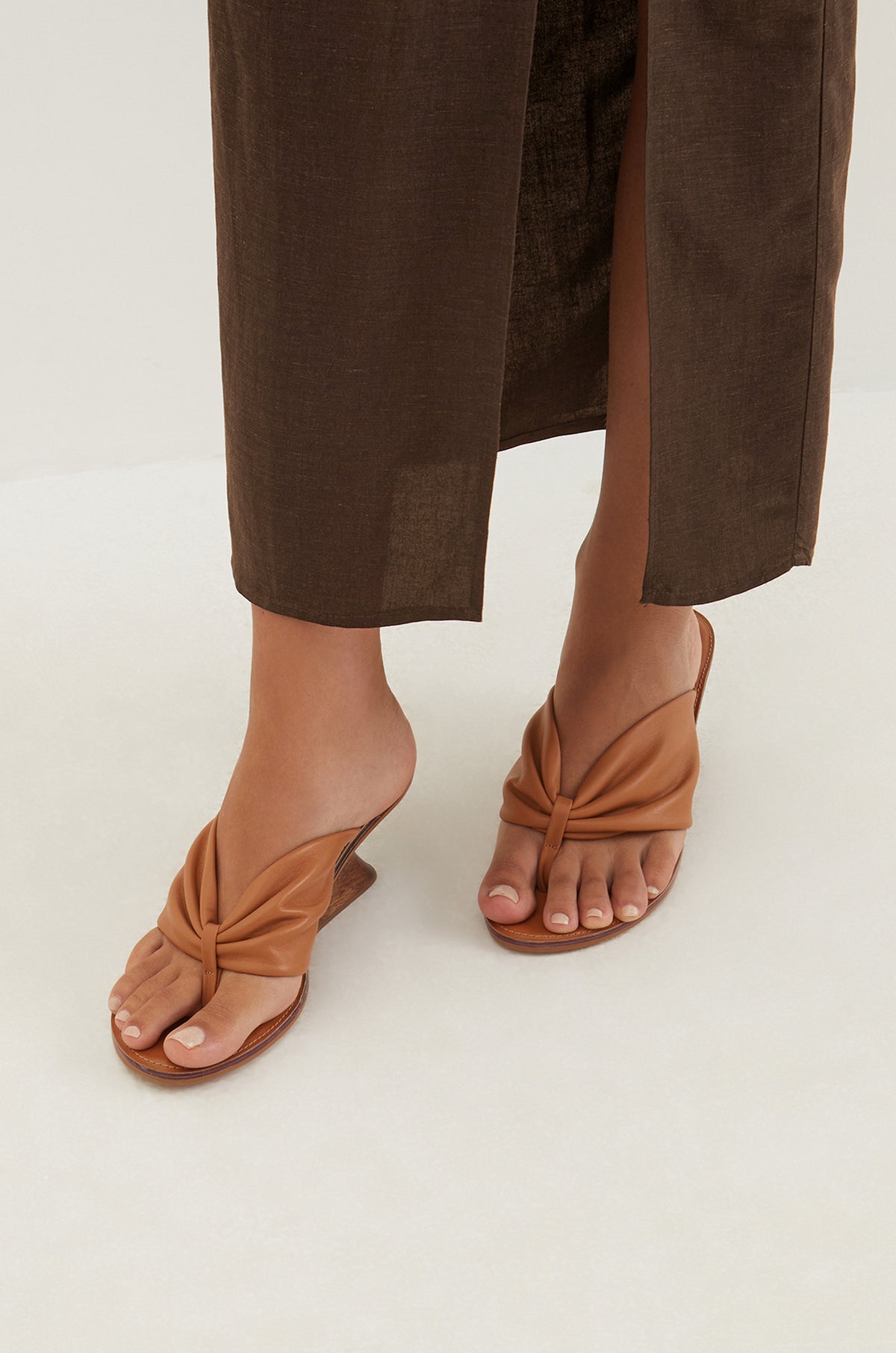 gid://shopify/Product/9596032352477