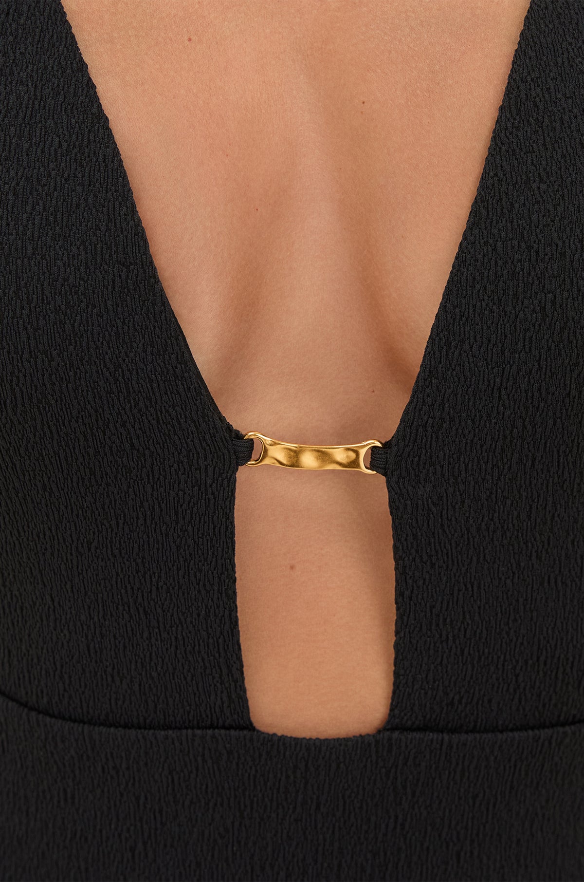 gid://shopify/Product/9604671897821
