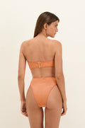 gid://shopify/Product/9604735795421