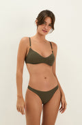 gid://shopify/Product/9604692050141